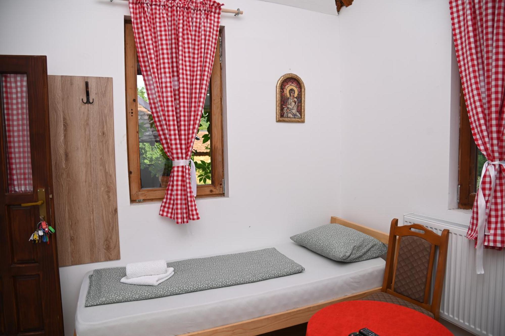 Konak Dobri Potok Krupanj Exterior photo