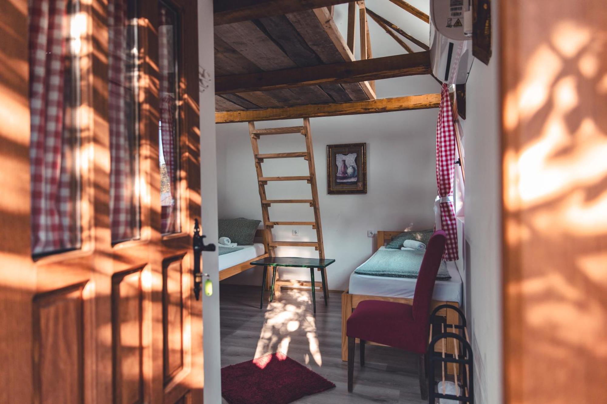 Konak Dobri Potok Krupanj Exterior photo